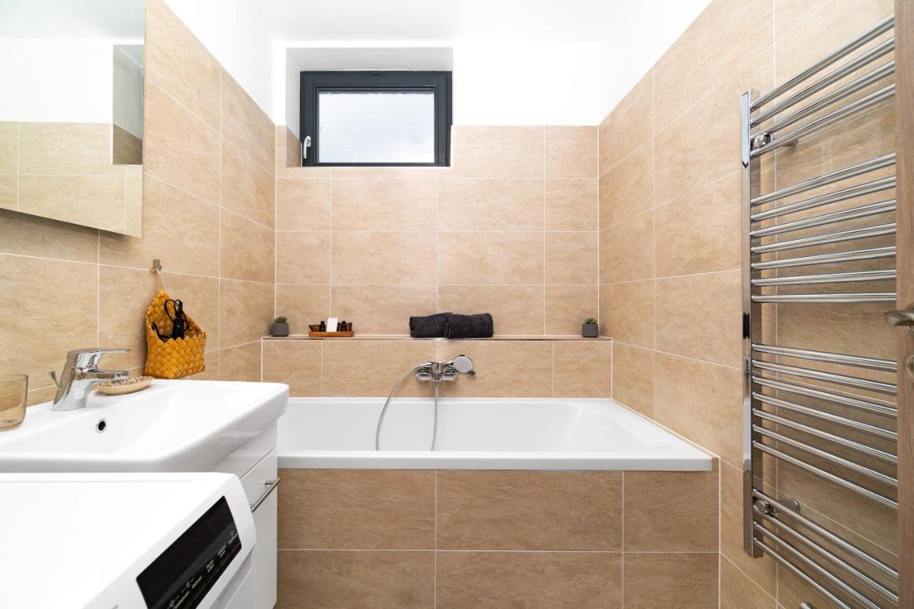 Апартаменти Apartman 1006 Челадна Екстер'єр фото